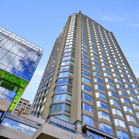 Luxury In Yorkville Toronto Exterior photo