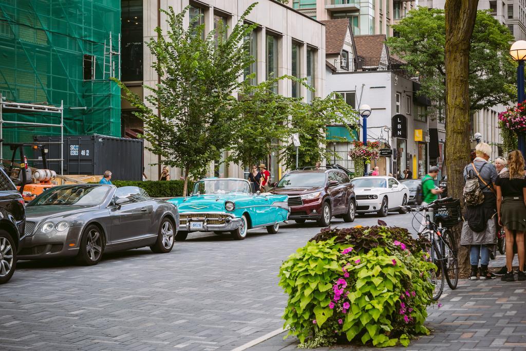 Luxury In Yorkville Toronto Exterior photo